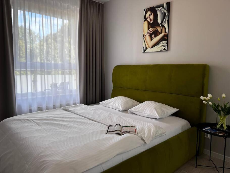 Europa22 "Apartament Delux" Z Wanna - Centrum Miasta Z Widokiem Na Staw Томашув-Мазовецки Экстерьер фото